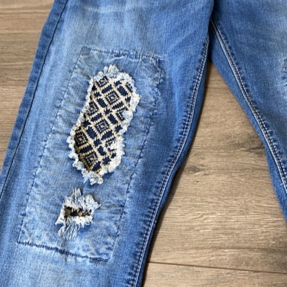 Twenty one Black Premium Distressed Patch Jeans - Picture 4 of 8